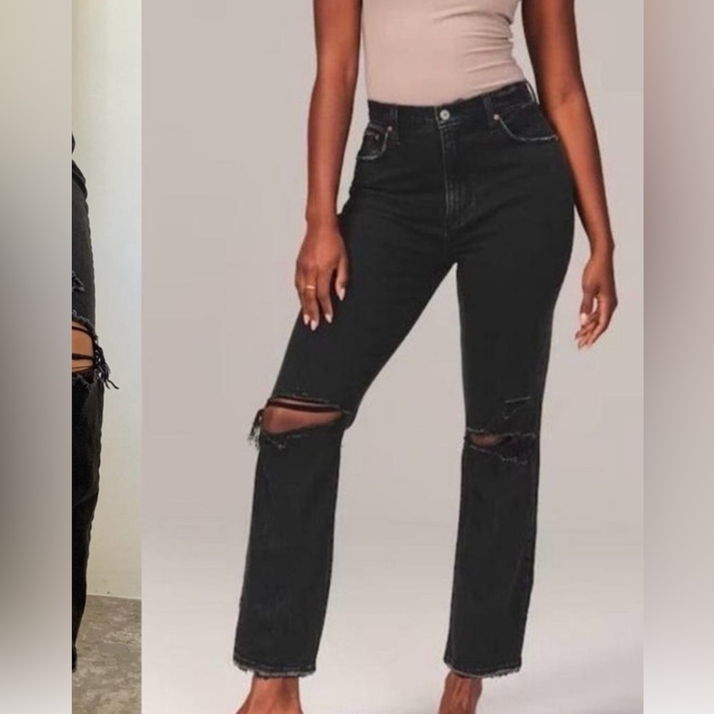 Abercrombie & Fitch High Rise Mom Jeans